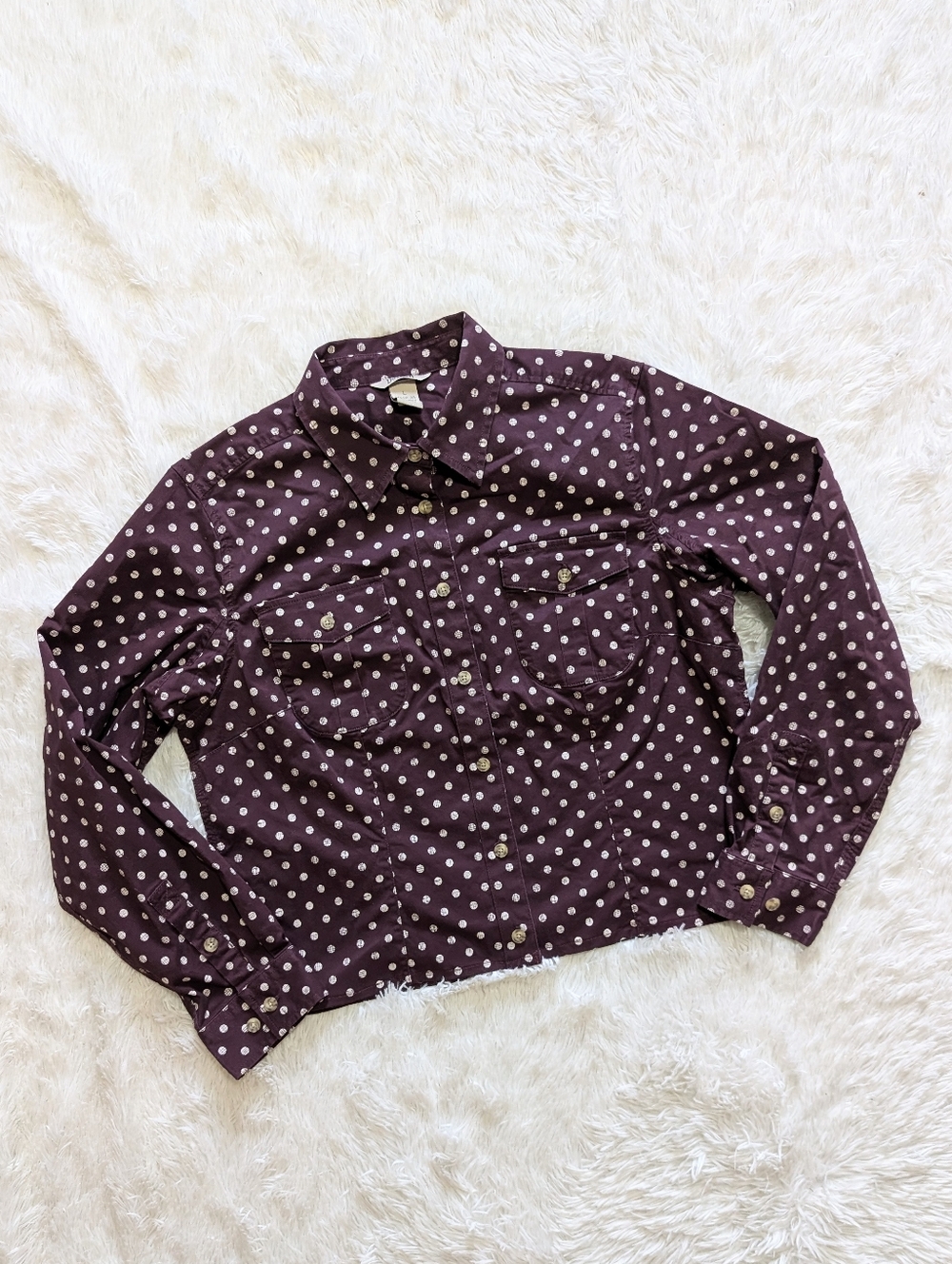 Duluth Trading Co. Maroon & Ivory Polka Dot Button Down Top w/Pockets Large